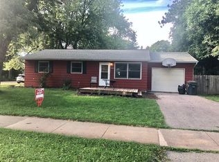 5818 Meadowood Dr, Madison, WI 53711