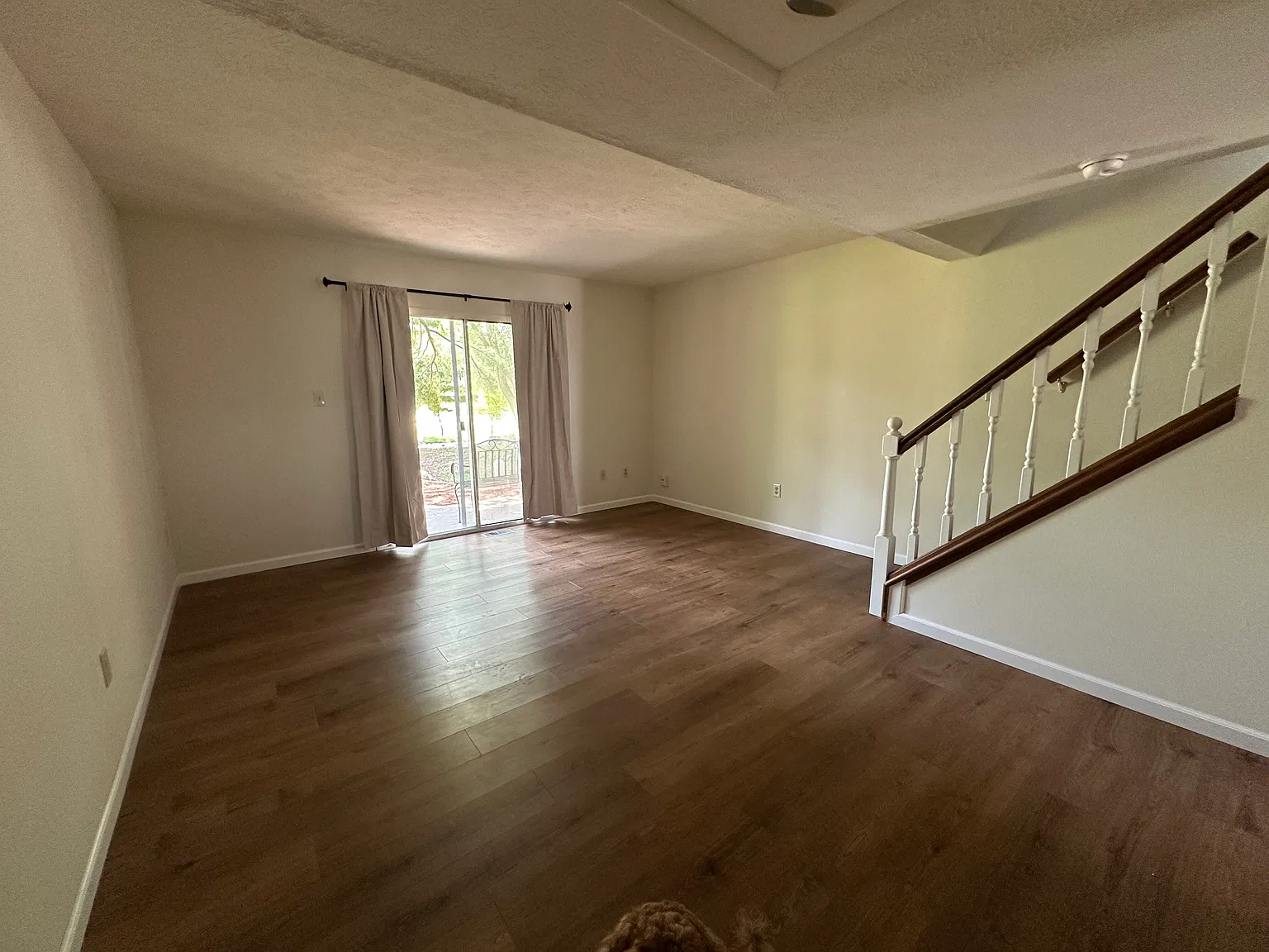3 bed, 1.5 bath, 1100 sqft, $1,395 — Photo 1