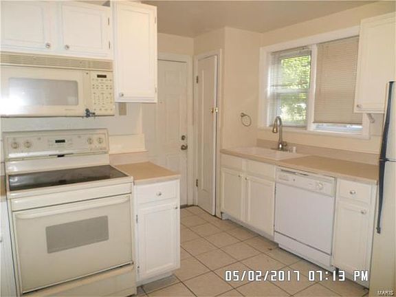 5th image of 1120 Penrose St