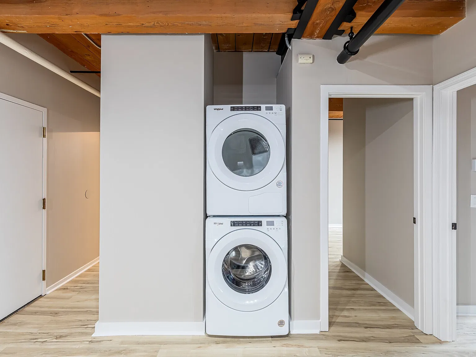 2 bed, 800 sqft, $1,650 — Photo 3