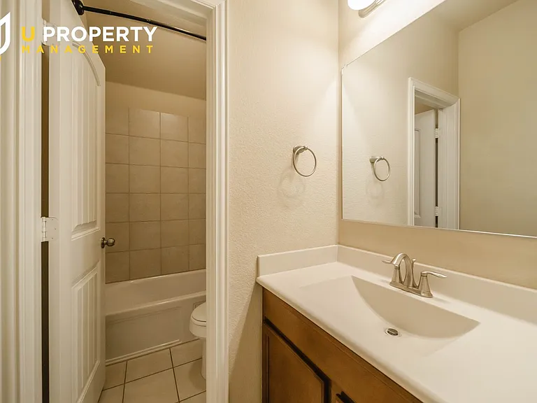 16704 Spence Park Ln — Photo 6