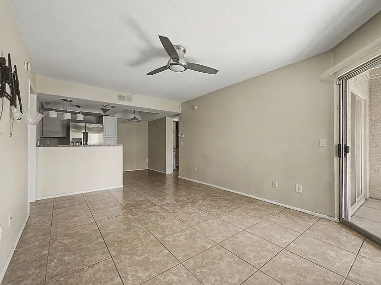 1720 E Thunderbird Rd #1086 — Photo 3