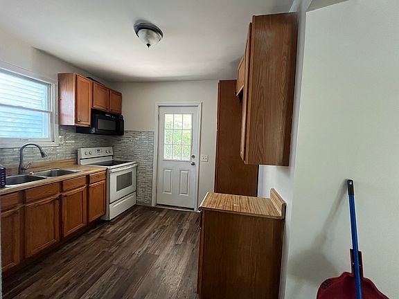 5th image of 2301 Orleans Ave