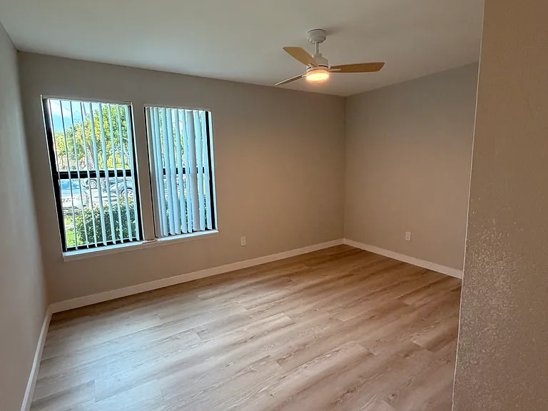 4002 Crockers Lake Blvd — Photo 3