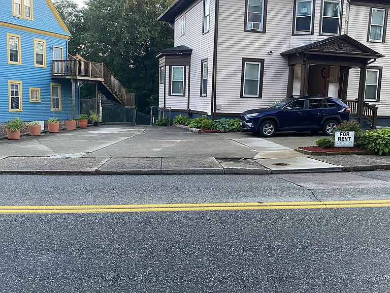 Broad St — Photo 21