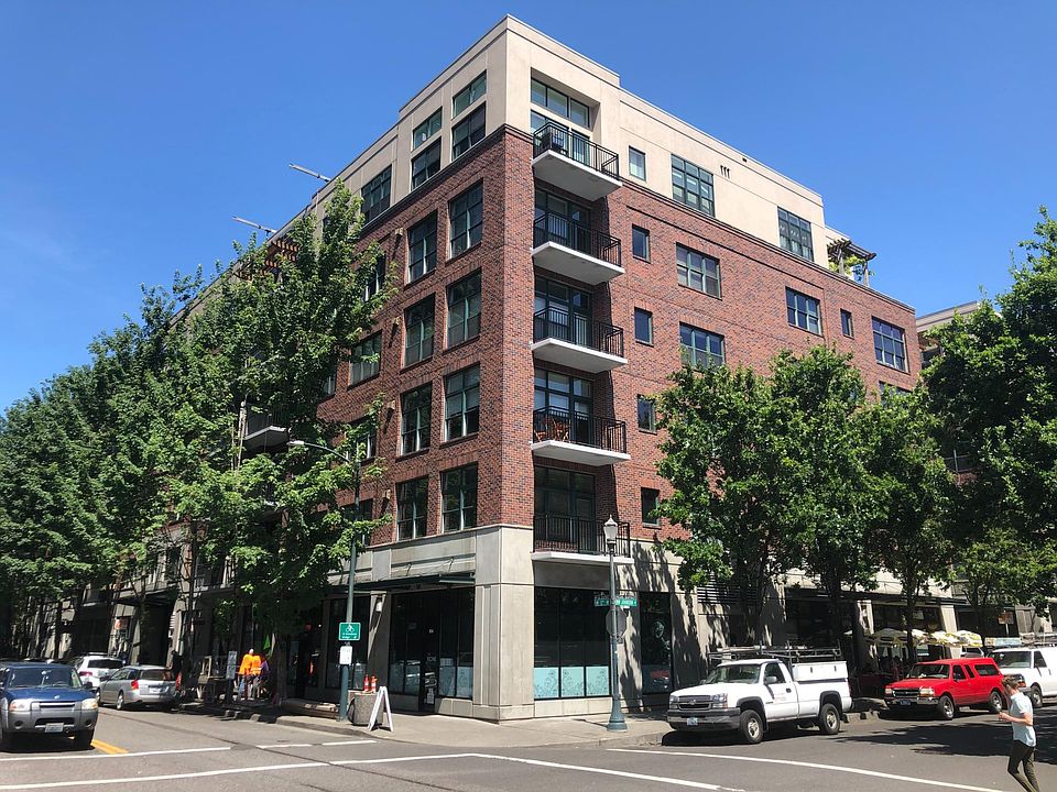 Riverstone Condominium