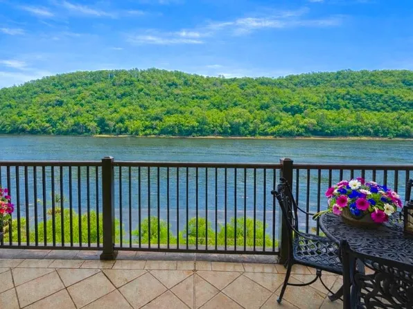 510 Waterview Pl, New Hope, PA 18938