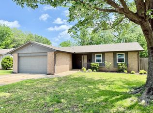 1709 S 4th St, Broken Arrow, OK 74012