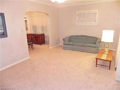 3rd image of 19960 Green Oak Dr