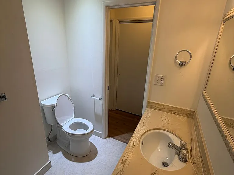4746 N San Pablo Ave — Photo 15