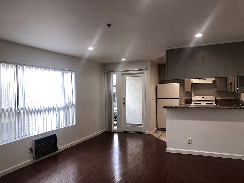 1st image of 3751 Jasmine Ave APT 102