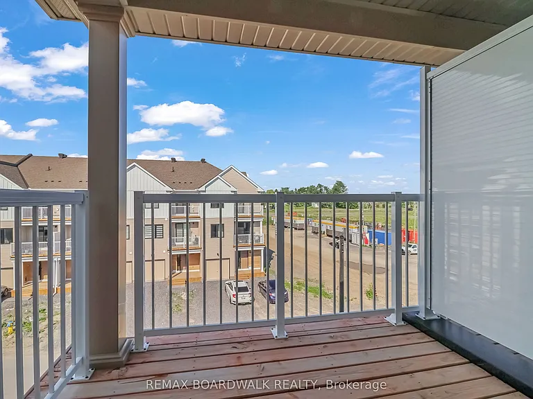 210 Verulam St — Photo 17