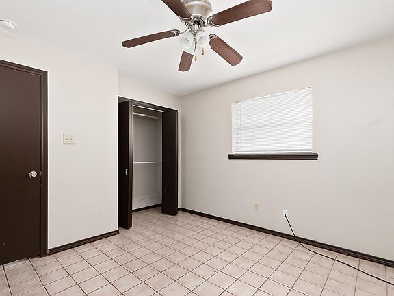 5th image of 601 Gastel Cir #3