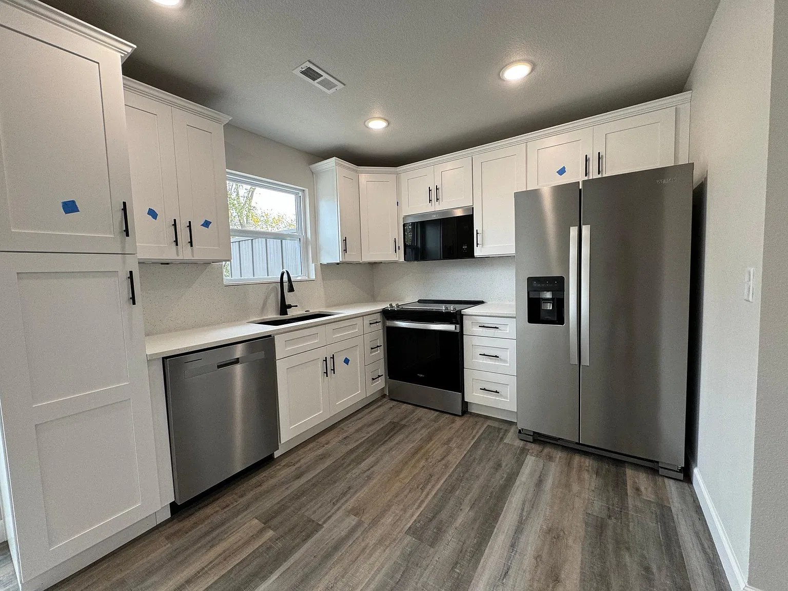 2 bed, 2.5 bath, 1300 sqft, $1,695 — Photo 4