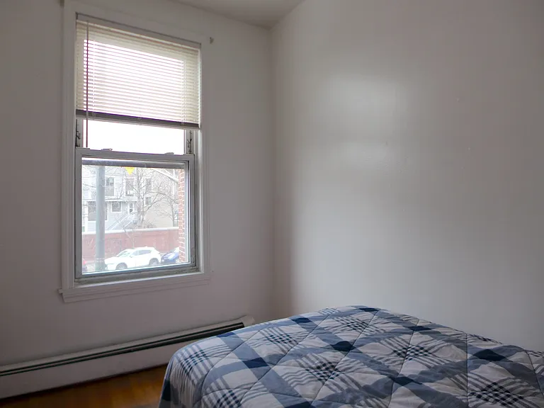 860 Huntington Ave — Photo 7