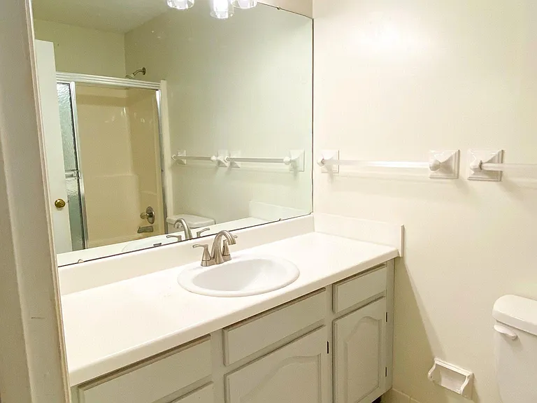 Upstairs Bathroom 2