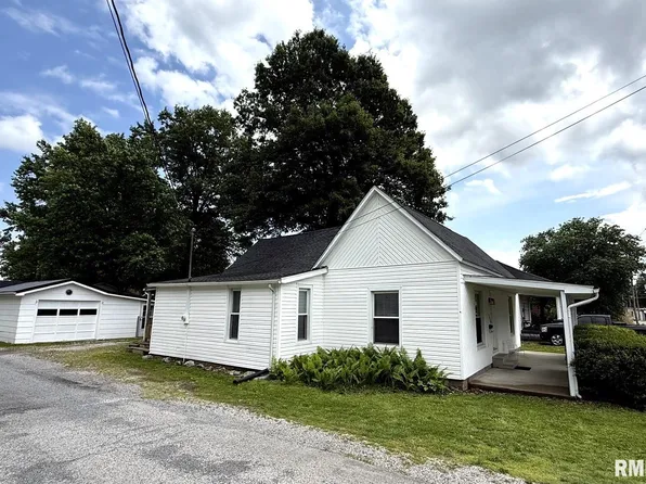 801 Monroe Ave, Johnston City, IL 62951
