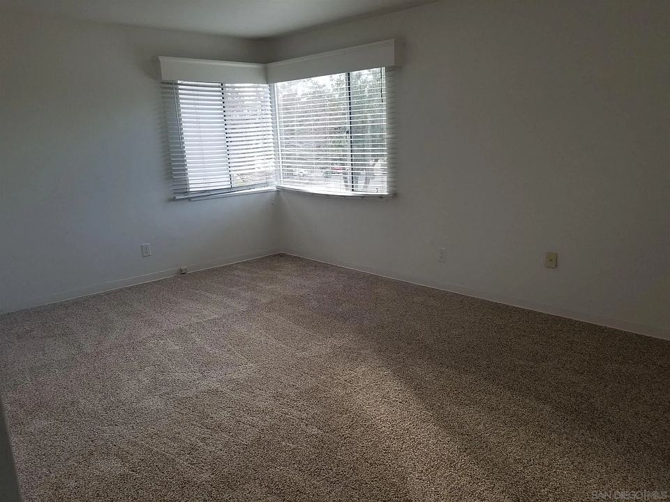 1st image of 473 E Ave