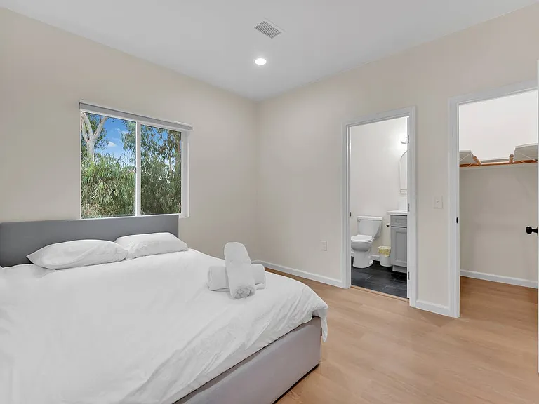 8869 Jade Coast Dr — Photo 69