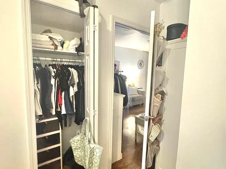 512 E 80th St #7 — Photo 5