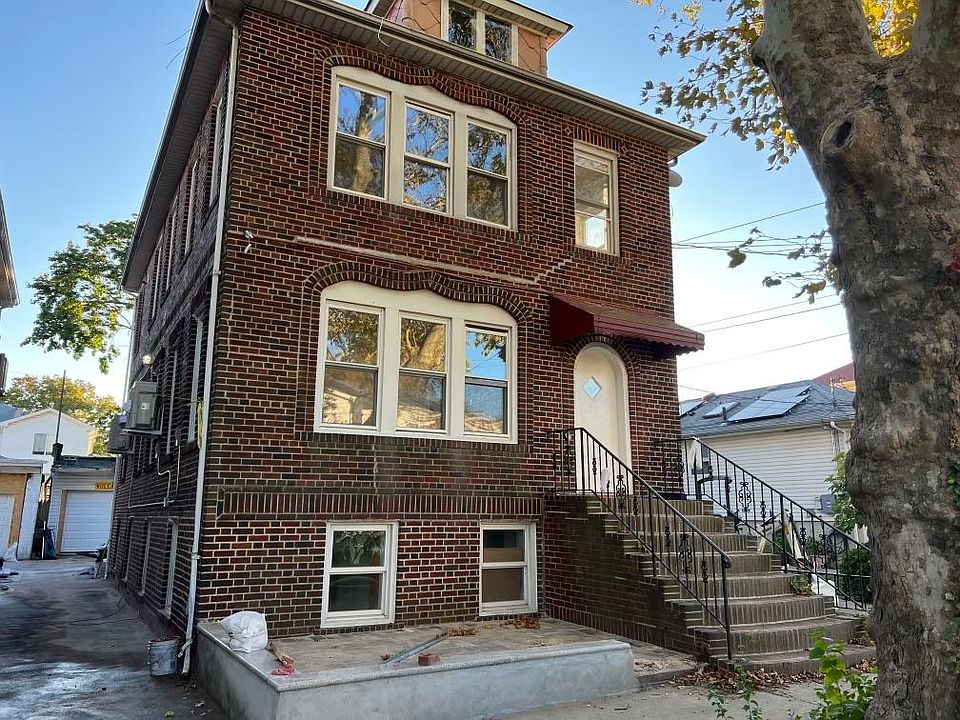 1st image of 16 Vulcan St #1