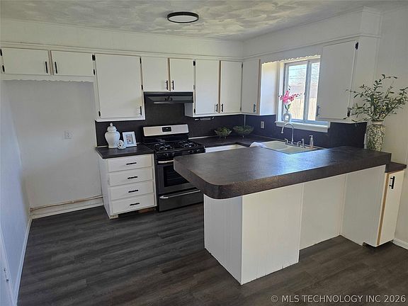 5th image of 2155 S 104th East Ave