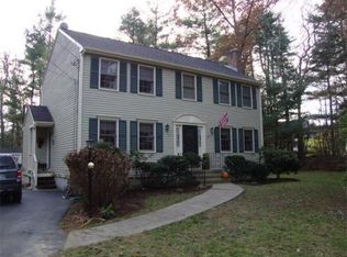 79 Chestnut St, Foxboro, MA 02035