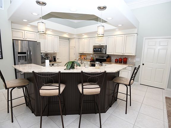 5th image of 71 La Costa Ct