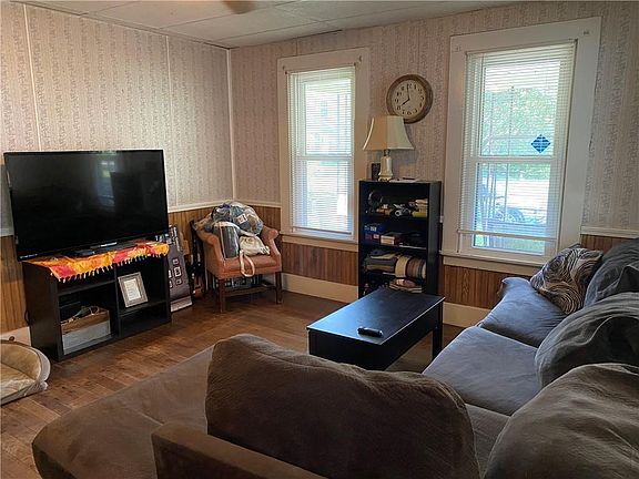 4th image of 34 N Elder Ave