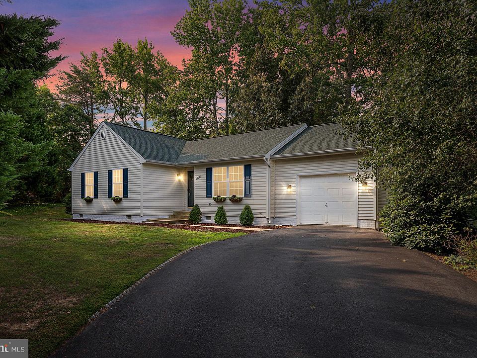 1st image of 8509 Glenmont Dr