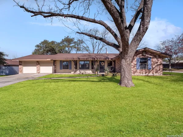 669 WEATHERLY DR, Windcrest, TX 78239