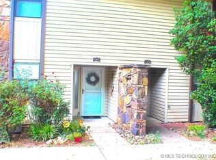 802 N 46th St, Grove, OK 74344