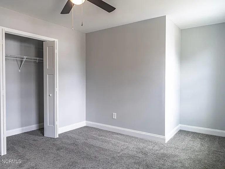 1060 W New York Ave — Photo 15