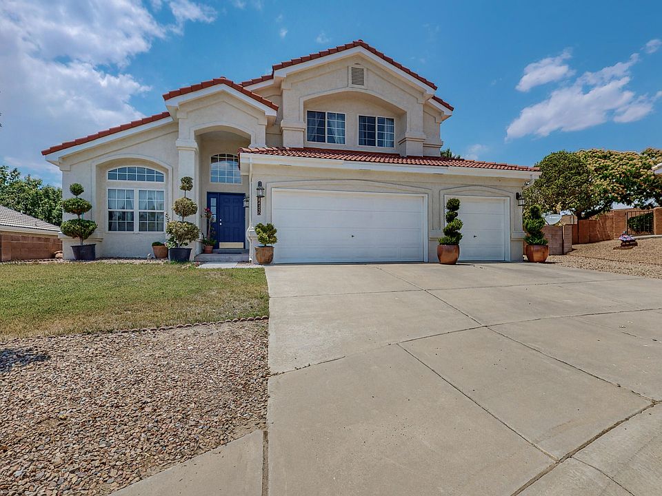 1st image of 8423 La Ventura Ct NW