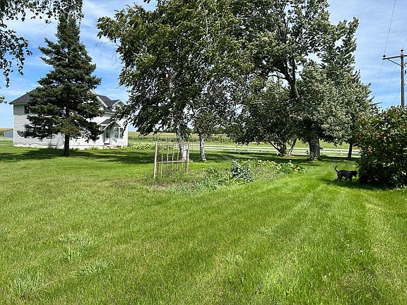 View of a portion of the side yard.