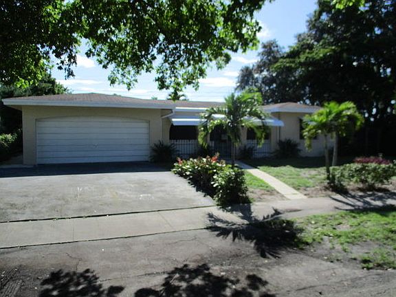 2nd image of 1301 NW 74th Terrace