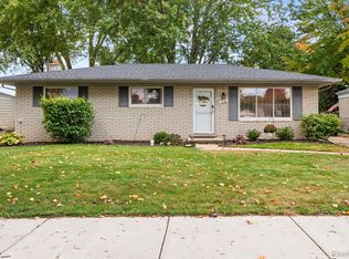 14178 Hillsdale Dr, Sterling Heights, MI 48313