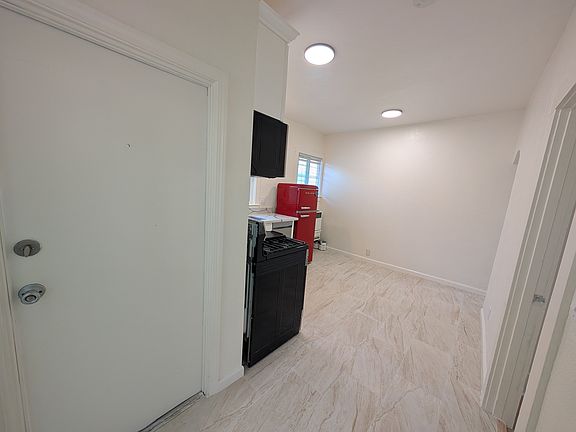 5th image of 1205 Peralta Ave #4
