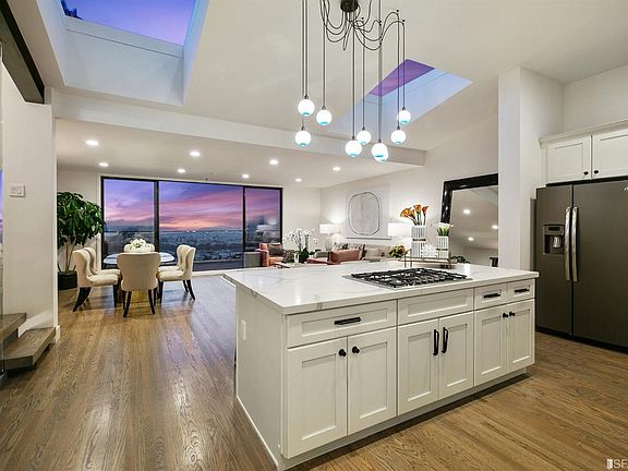 3rd image of 52 Clarendon Ave