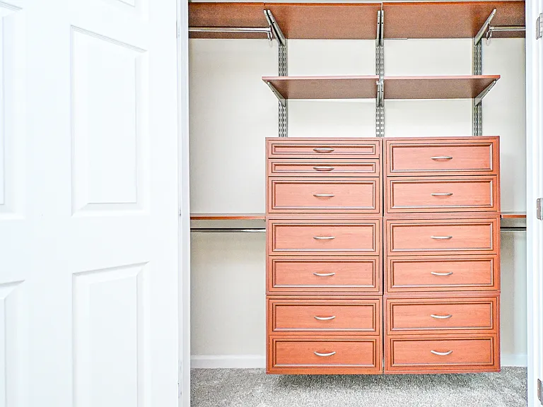 8453 Forest Valley Dr — Photo 47