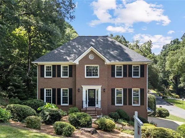 4423 Windsor Oaks Cir, Marietta, GA 30066