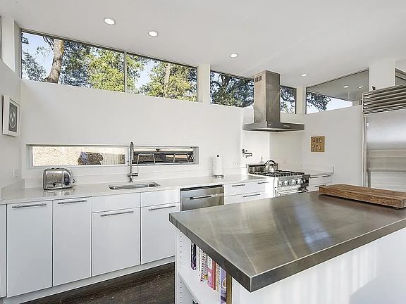 5th image of 1575 Aetna Springs Rd