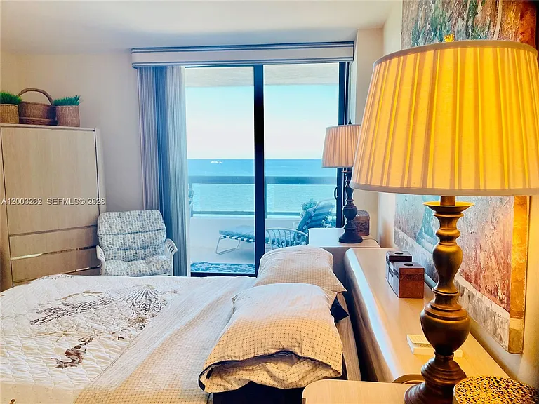 2555 Collins Ave #1805 — Photo 9