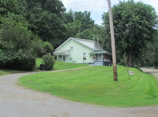 1307 Tarrtown Rd, Adrian, PA 16210