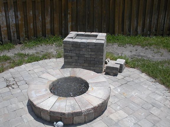Glass rock fire pit