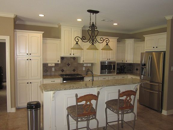 5th image of 118 Jasmine Cir