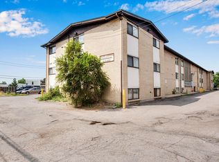 875 S Quebec St APT 12, Denver, CO 80247