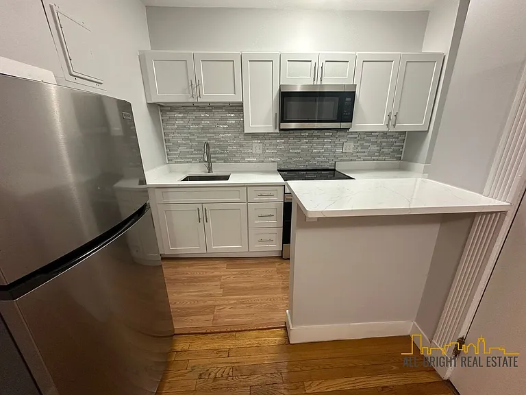 31 Orkney Rd #6 — Photo 5