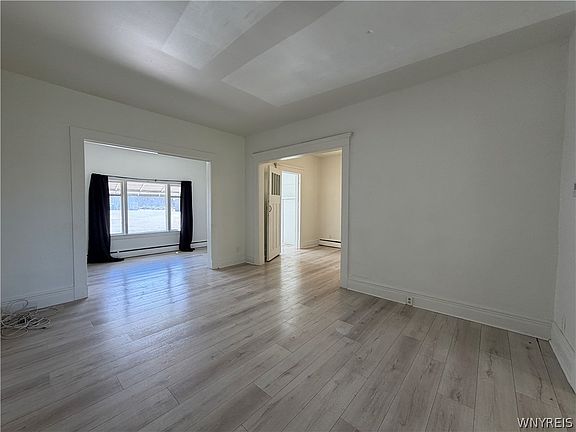 5th image of 874 Hertel Ave