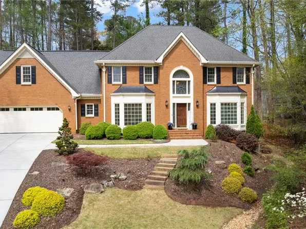 8920 Willowbrae Ln, Roswell, GA 30076